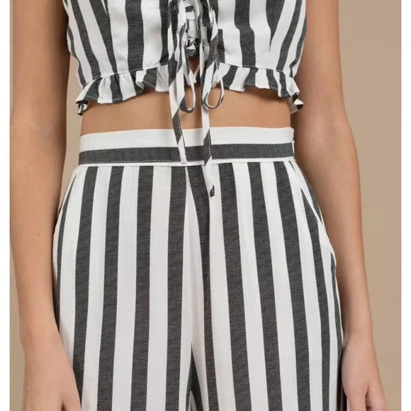 Tobi Just Right Wide Leg Pants - Picture 9 of 9